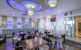 Supreme Boutique Hotel 4*